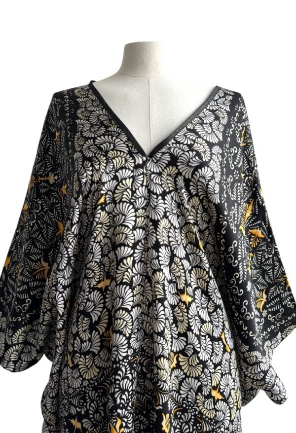 PINEDA COVALIN - PONCHO MUT